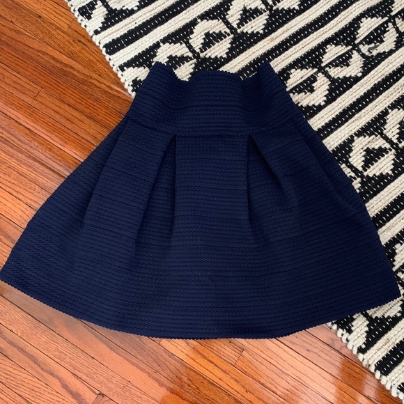 H&M Dresses & Skirts - H&M cupcake skirt